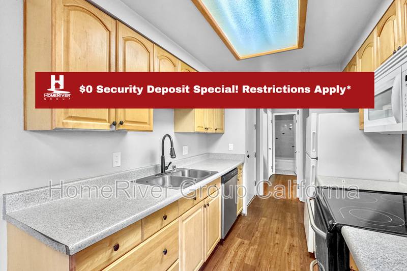 Townhouse for rent at 871 Woodside Lane E #4, Sacramento, CA 95825