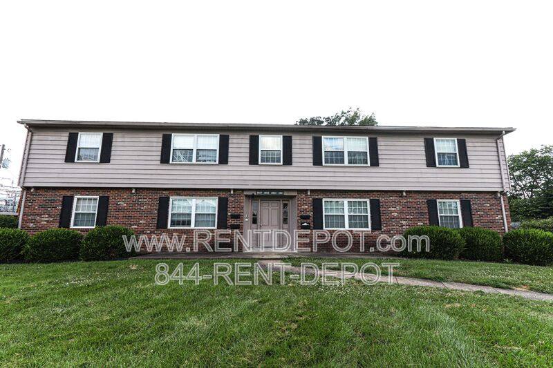 Apartment for rent at 2821 Ravenswood Dr, Evansville, IN 47714