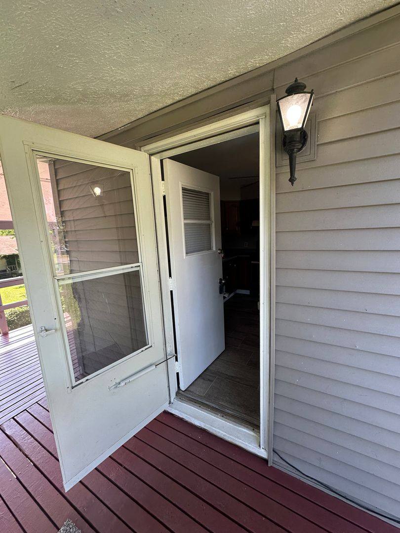 Apartment for rent at 2201 Belmont Rd, Parkersburg, WV 26101