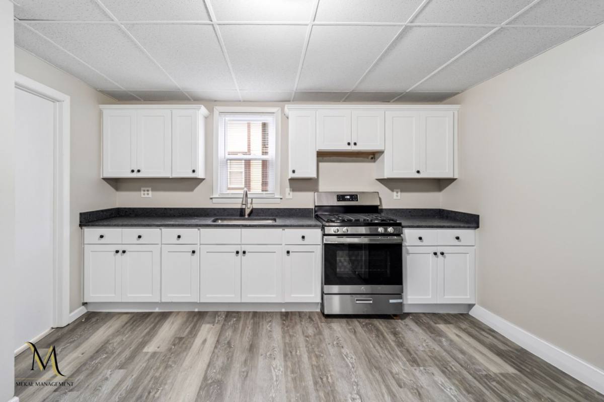 Apartment for rent at 1-3 Grant St, South Hadley, MA 01075