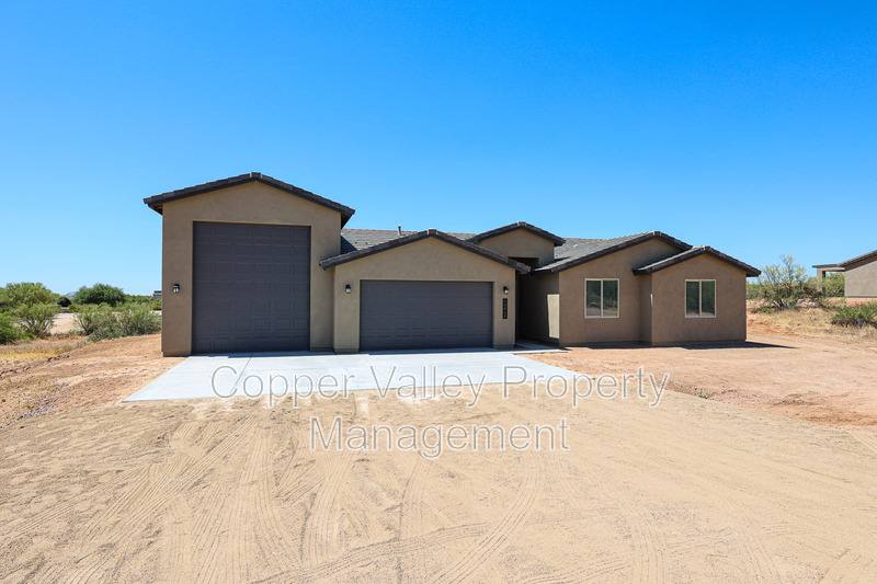 House for rent at 13865 E Peak View Rd, Scottsdale, AZ 85262