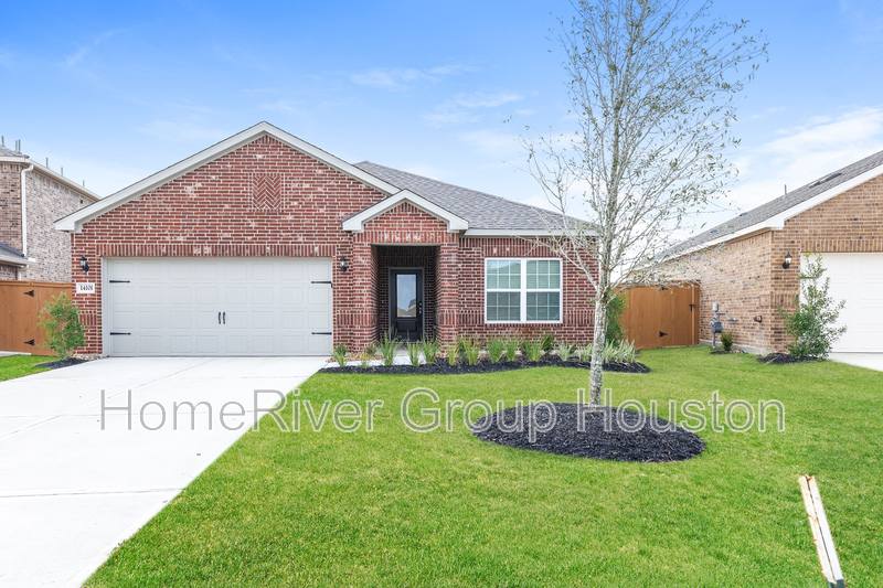 House for rent at 14101 Freeboard Dr, Santa Fe, TX 77510