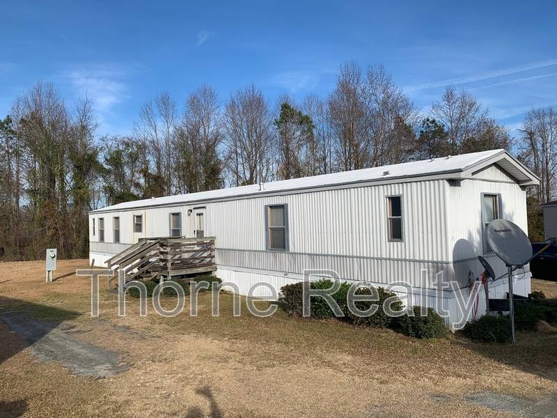 Apartment for rent at 176 Matt's Lane #9-A Hilltop, Pinetops, NC 27864