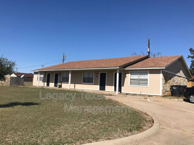 Apartment for rent at 1410 A Courtney Place, Cleburne, TX 76033