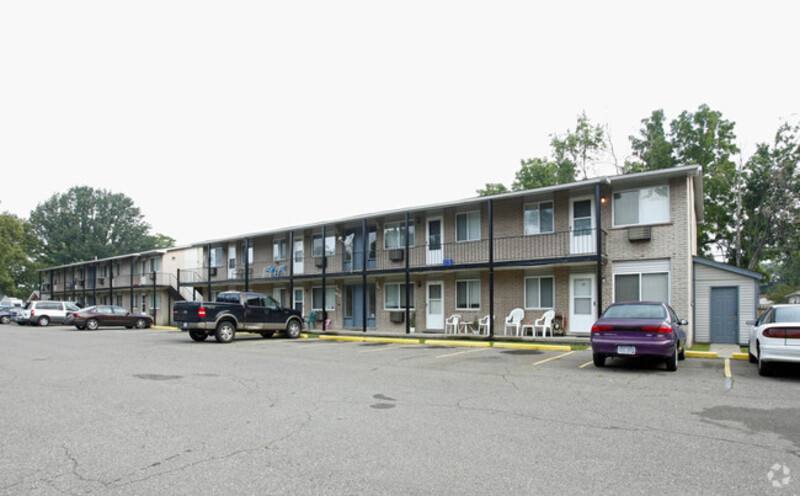 Apartment for rent at 1760 Saint Johns Blvd #13, Lincoln Park, MI 48146
