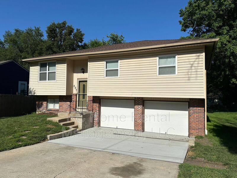 House for rent at 507 N Lincoln St, Olathe, KS 66061