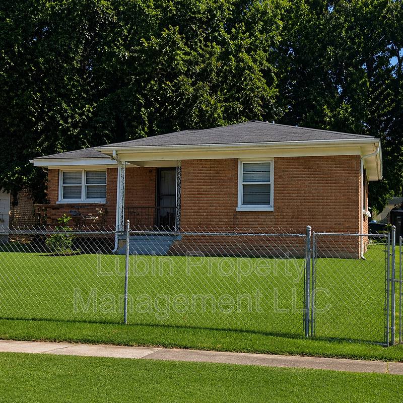 House for rent at 1252 Maywood Rd, Memphis, TN 38114