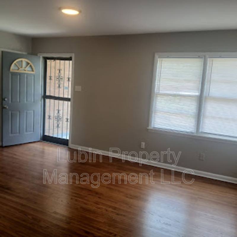 House for rent at 1252 Maywood Rd, Memphis, TN 38114
