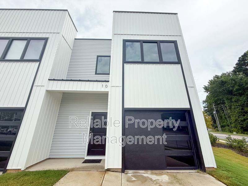 Townhouse for rent at 10 Slater Dr, Clayton, NC 27520