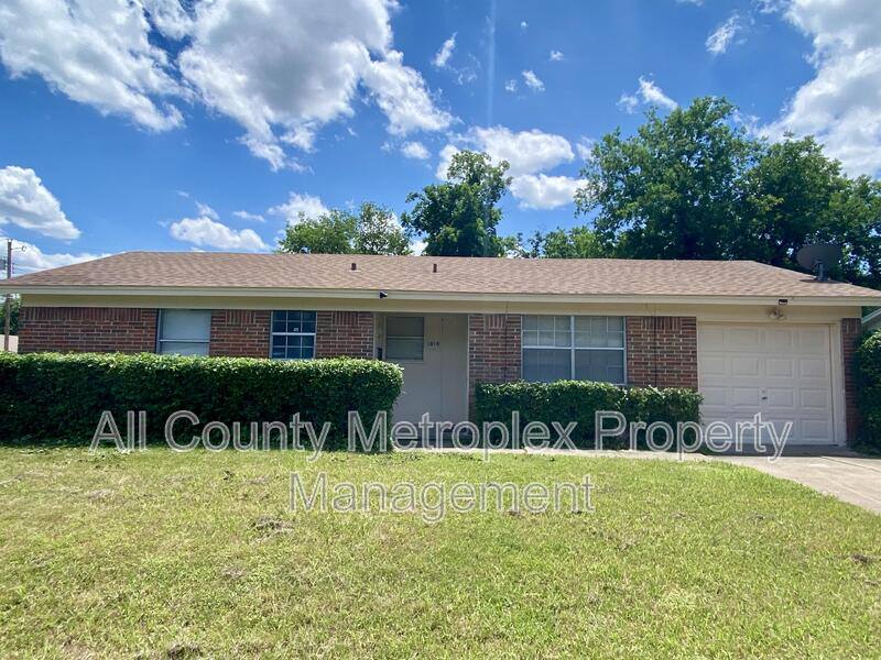 House for rent at 1010 Cherrywood, Garland, TX 75040