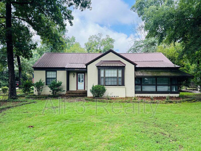 House for rent at 3960 Hickory Dr, Montgomery, AL 36109