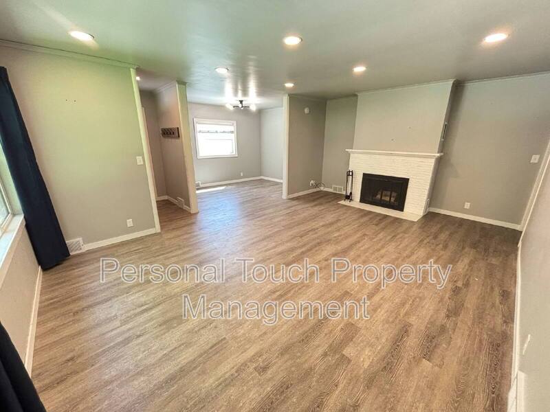 House for rent at 1541 10th St S, Fargo, ND 58103