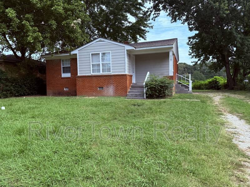 House for rent at 3530 Venable Rd, Memphis, TN 38118