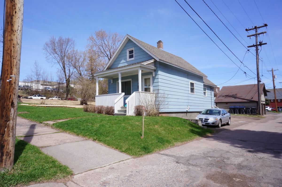 House for rent at 218 N 8th Ave E, Duluth, MN 55805