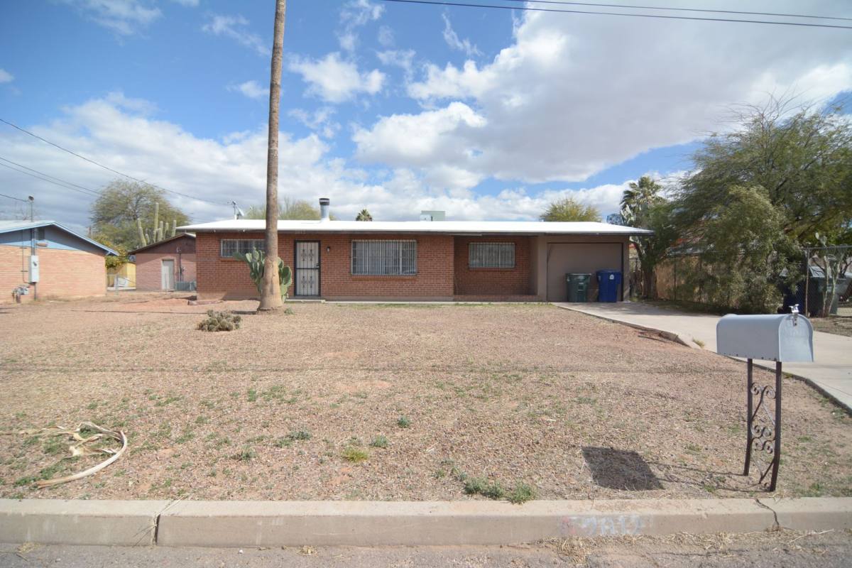 House for rent at 2012 N Cloverland, Tucson, AZ 85712