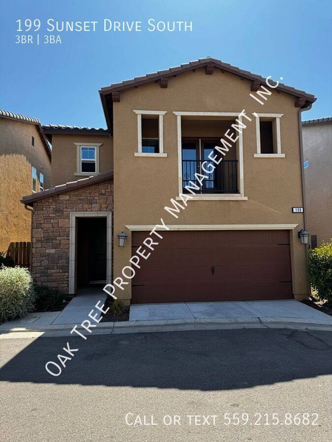 House for rent at 199 Sunset Dr S, Madera, CA 93636