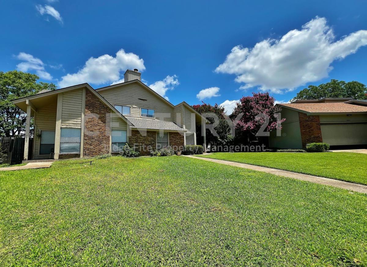Townhouse for rent at 1803 Ridgebrook Dr, Arlington, TX 76015