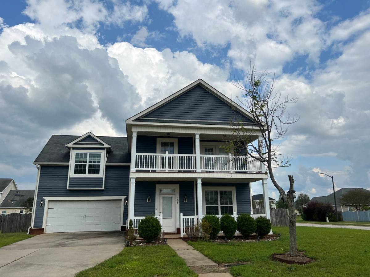 House for rent at 206 Meyers Lake, Warner Robins, GA 31088