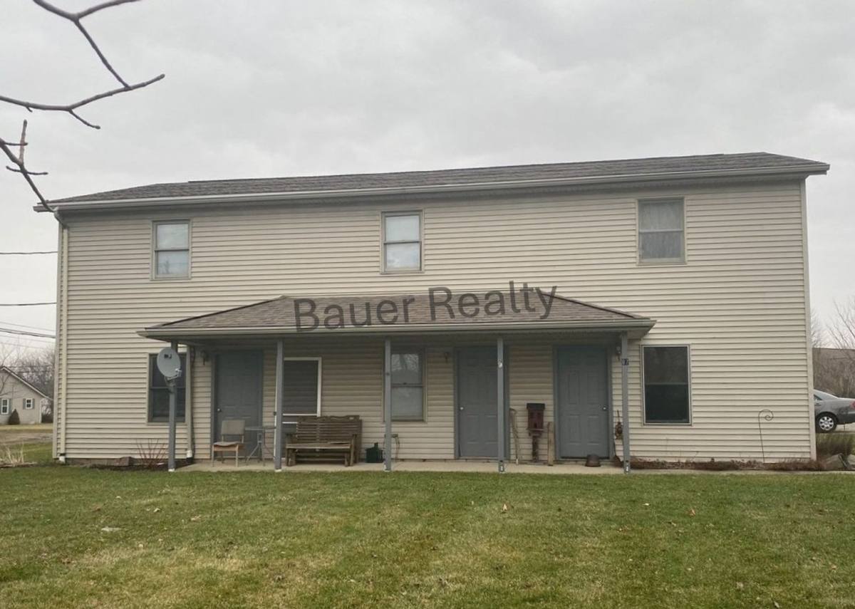 Apartment for rent at 87 New St, Greenwich, OH 44837
