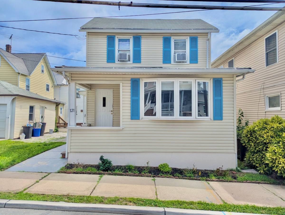 House for rent at 121 S Feltus St, South Amboy, NJ 08879