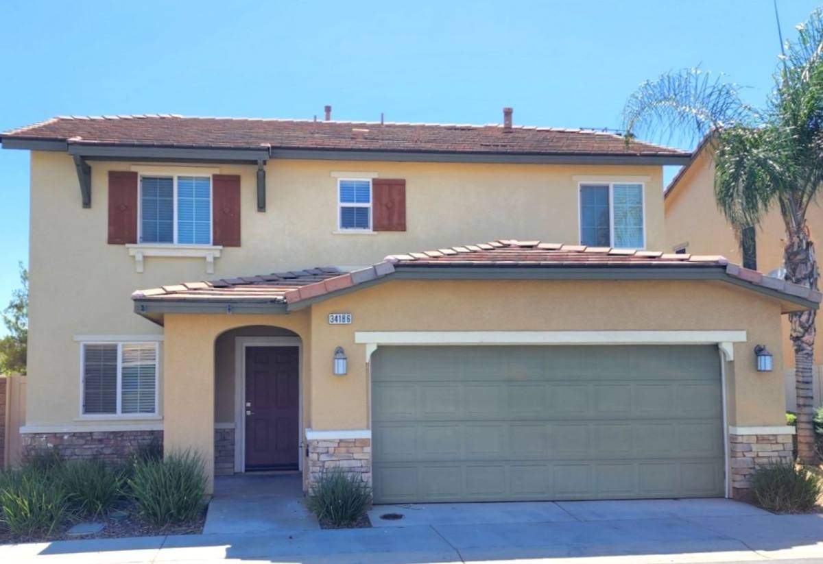House for rent at 34186 Shasta Dr, Lake Elsinore, CA 92532