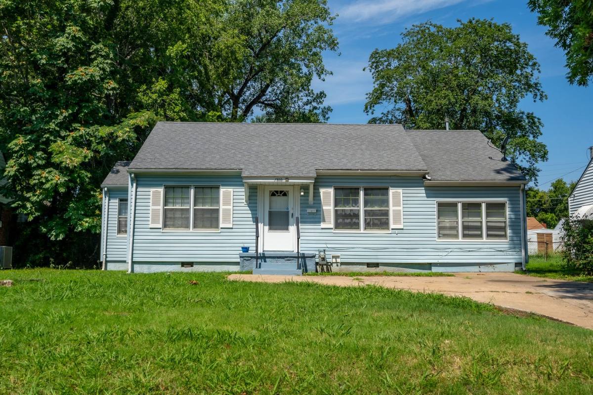 House for rent at 1810 N Main St, Tulsa, OK 74106