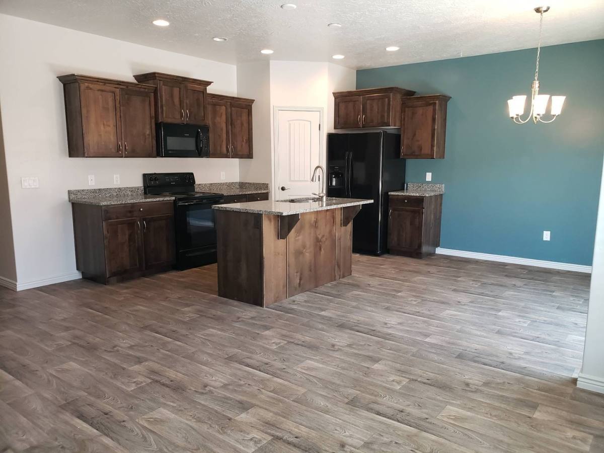 House for rent at 325 N Red Stone Rd, Washington, UT 84780