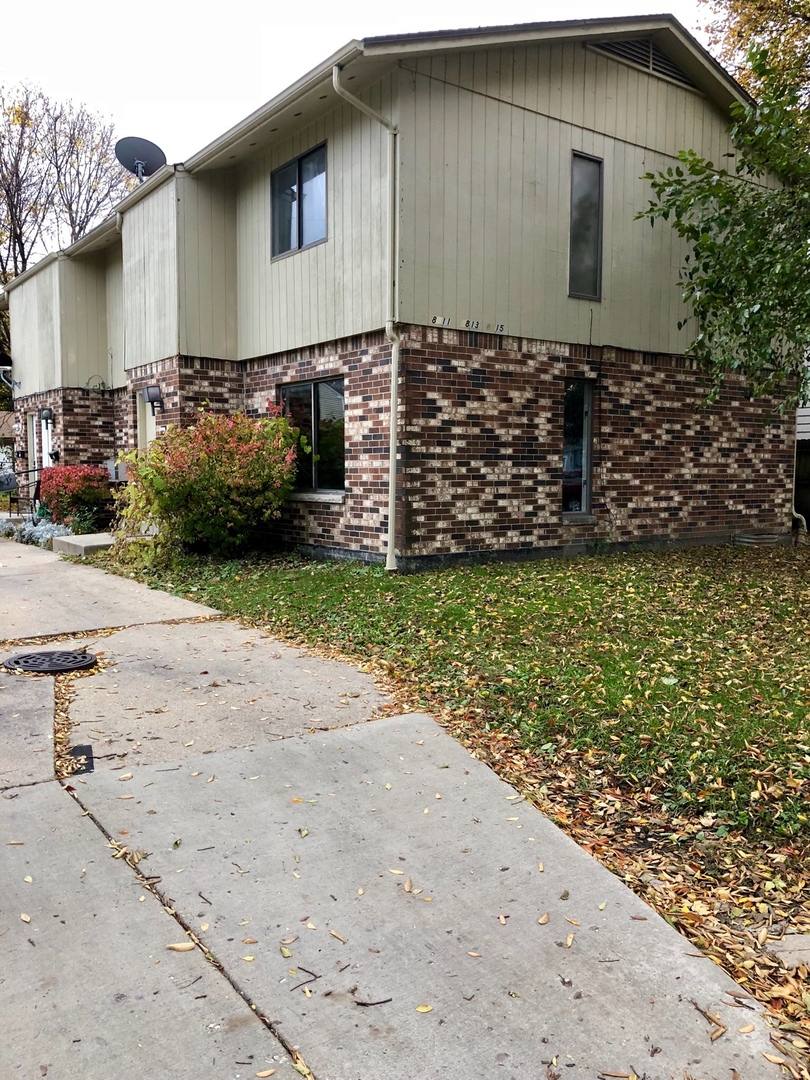 Apartment for rent at 8811-8815 W Mitchell St, Milwaukee, WI 53214