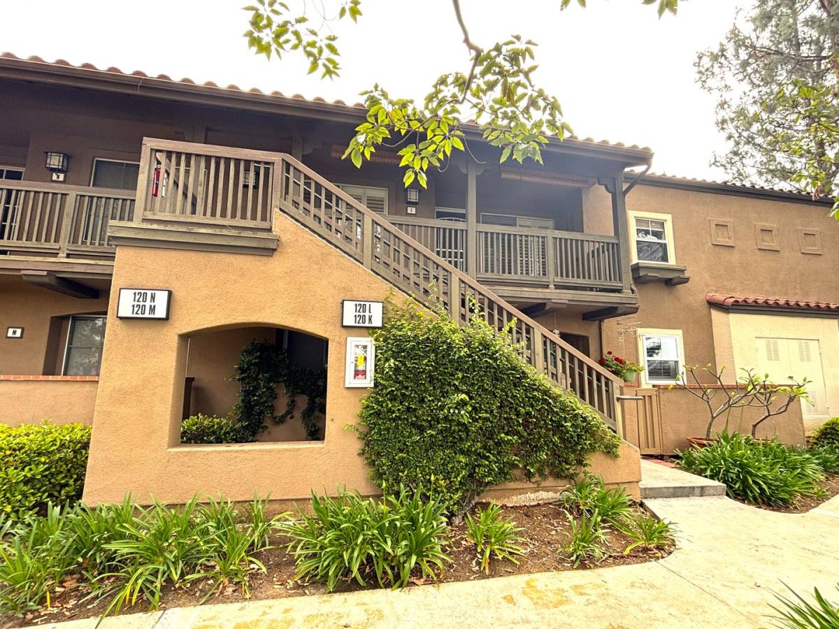 Apartment for rent at 120 S Cross Creek, Orange, CA 92869