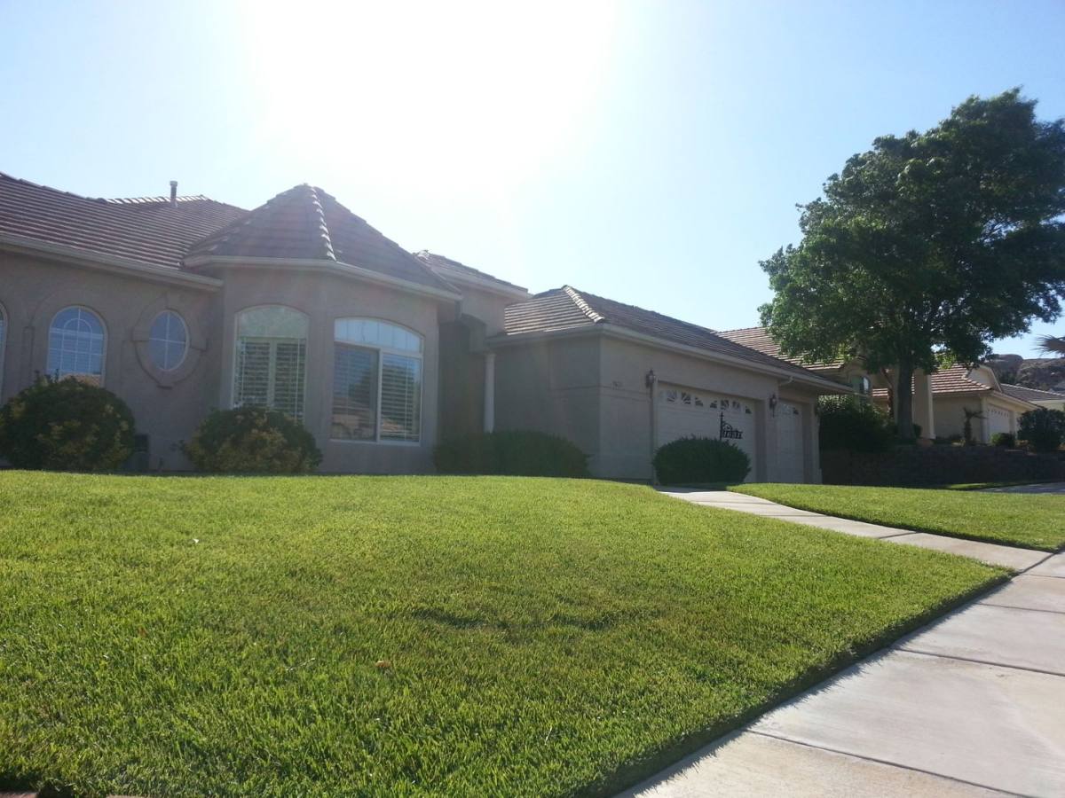 House for rent at 1631 Redstone Way, Saint George, UT 84770