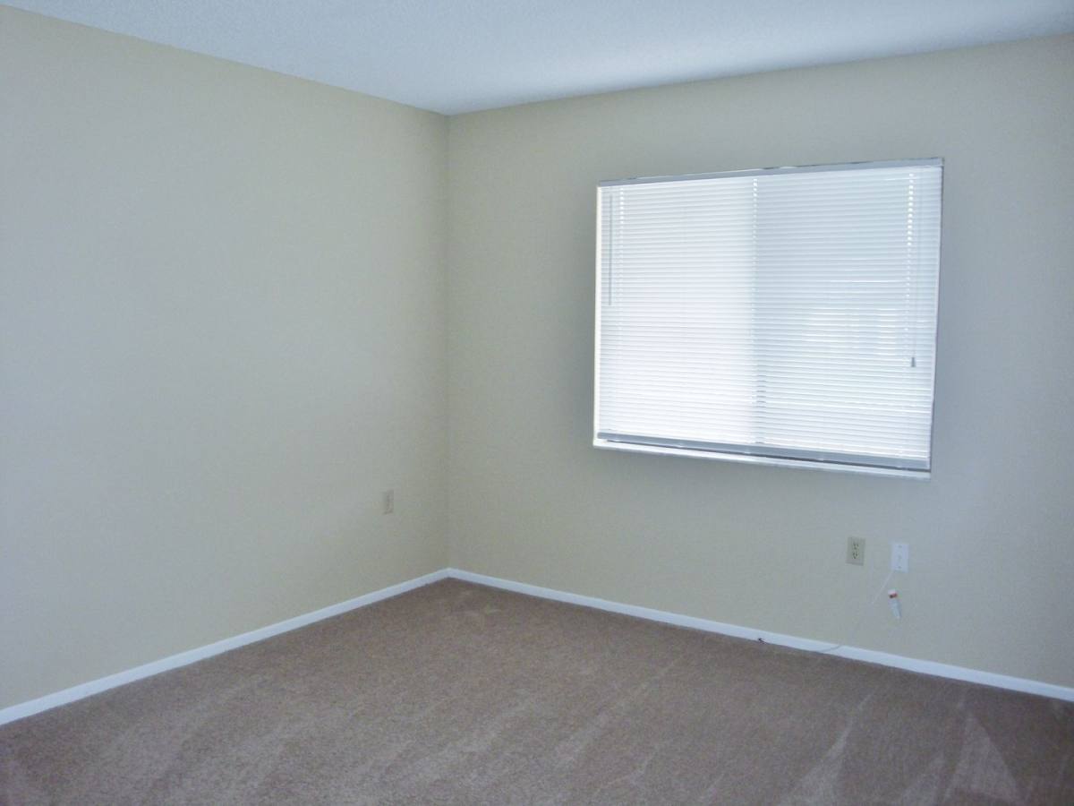 Condo for rent at 106 Lakeside Dr, Oldsmar, FL 34677