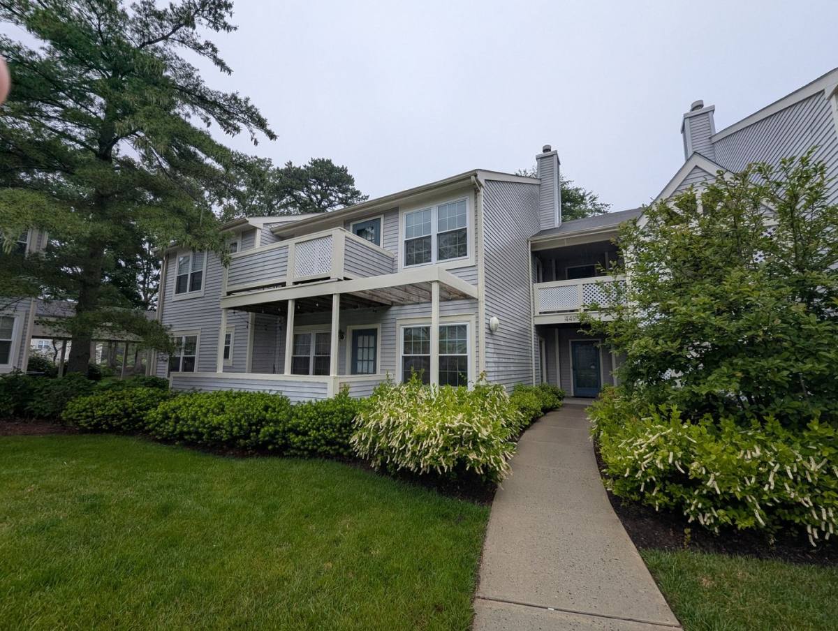 Apartment for rent at 449 Magnolia Court, Howell, NJ 07731