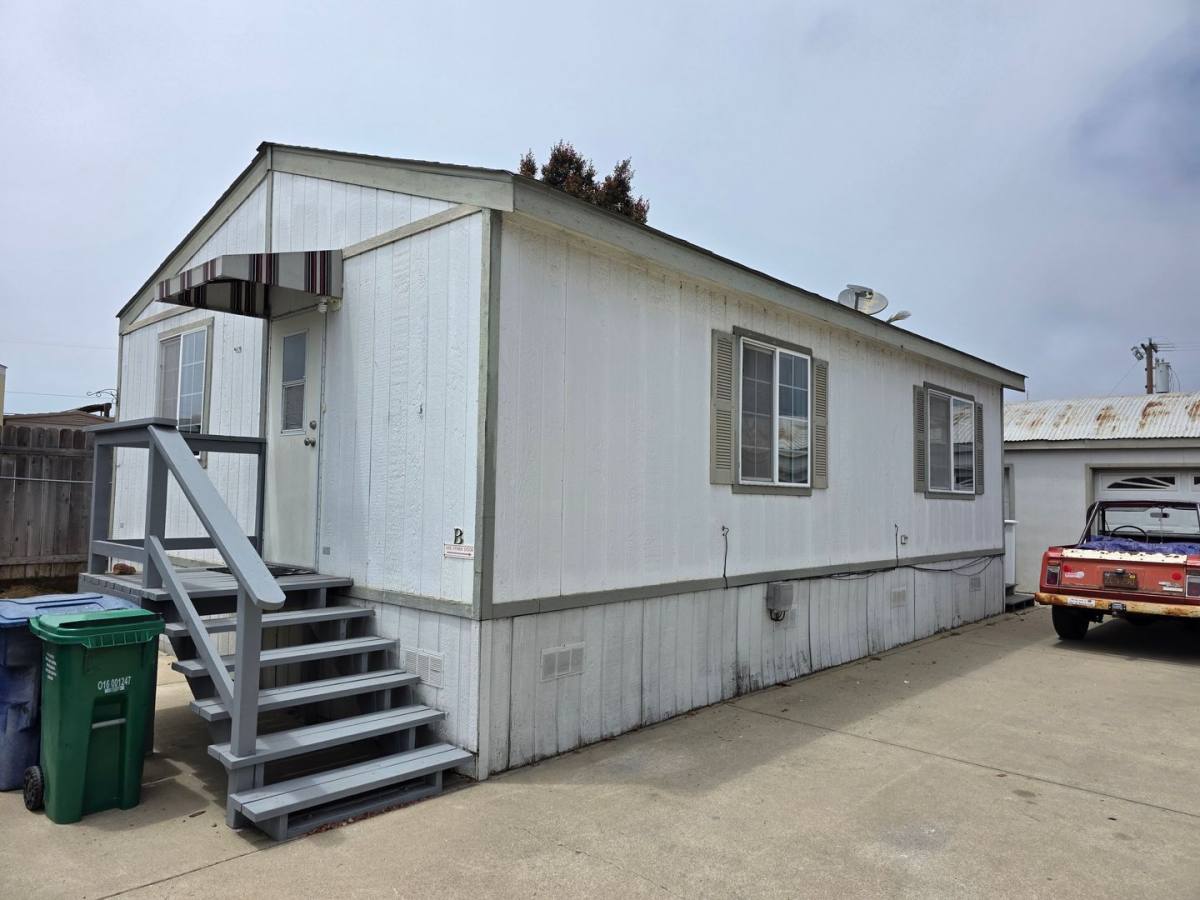 Apartment for rent at 1345 Longbranch Ave, Grover Beach, CA 93433