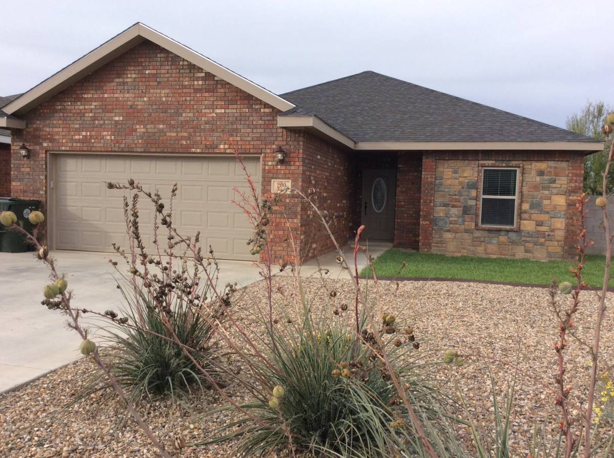 House for rent at 200 Almond Tree Lane, Clovis, NM 88101