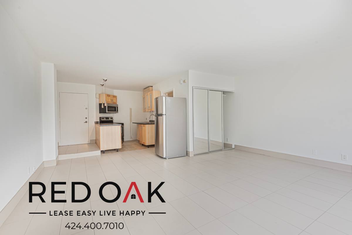 Condo for rent at 3949 Los Feliz Blvd #314, Los Angeles, CA 90027