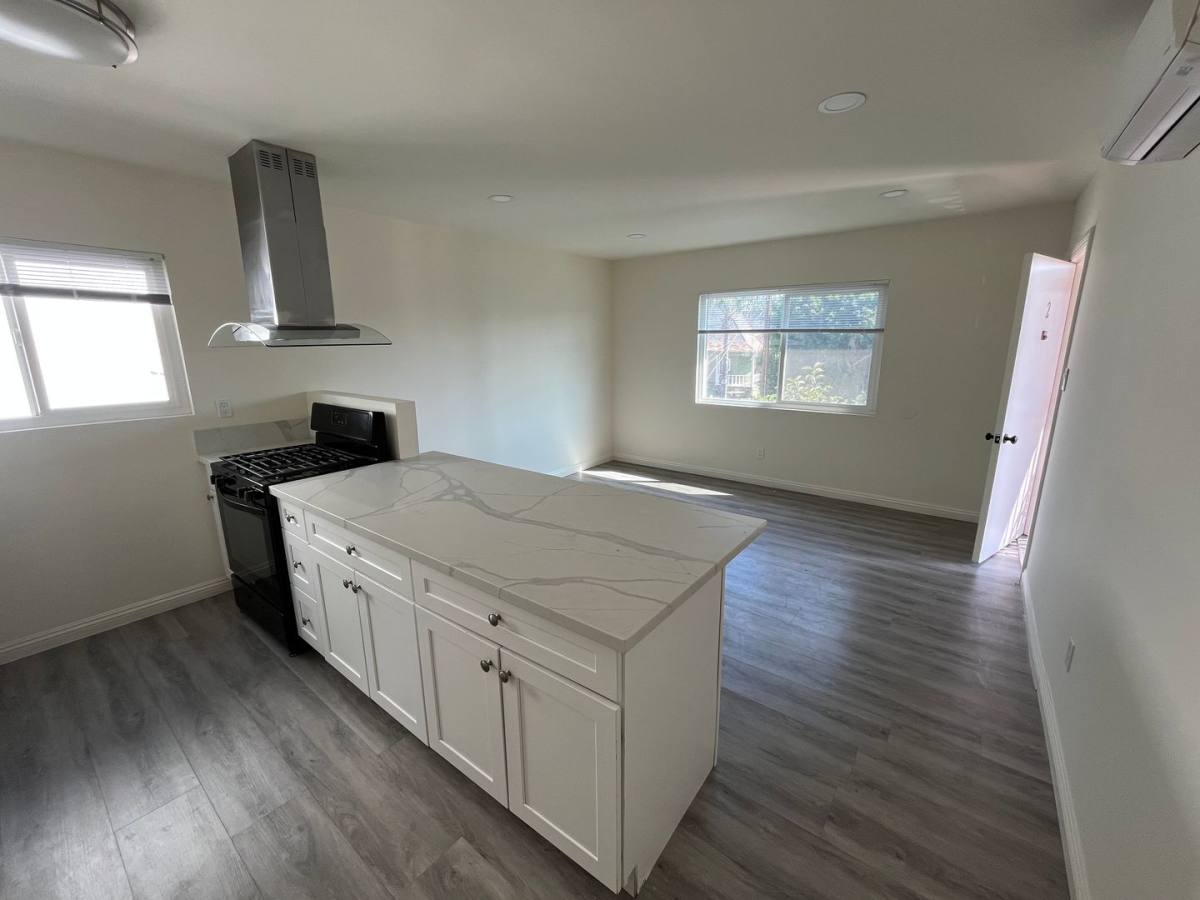 Apartment for rent at 2428 Michigan Ave, Los Angeles, CA 90033