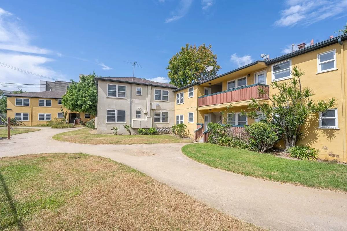 Condo for rent at 5837A W 88th St, Los Angeles, CA 90045