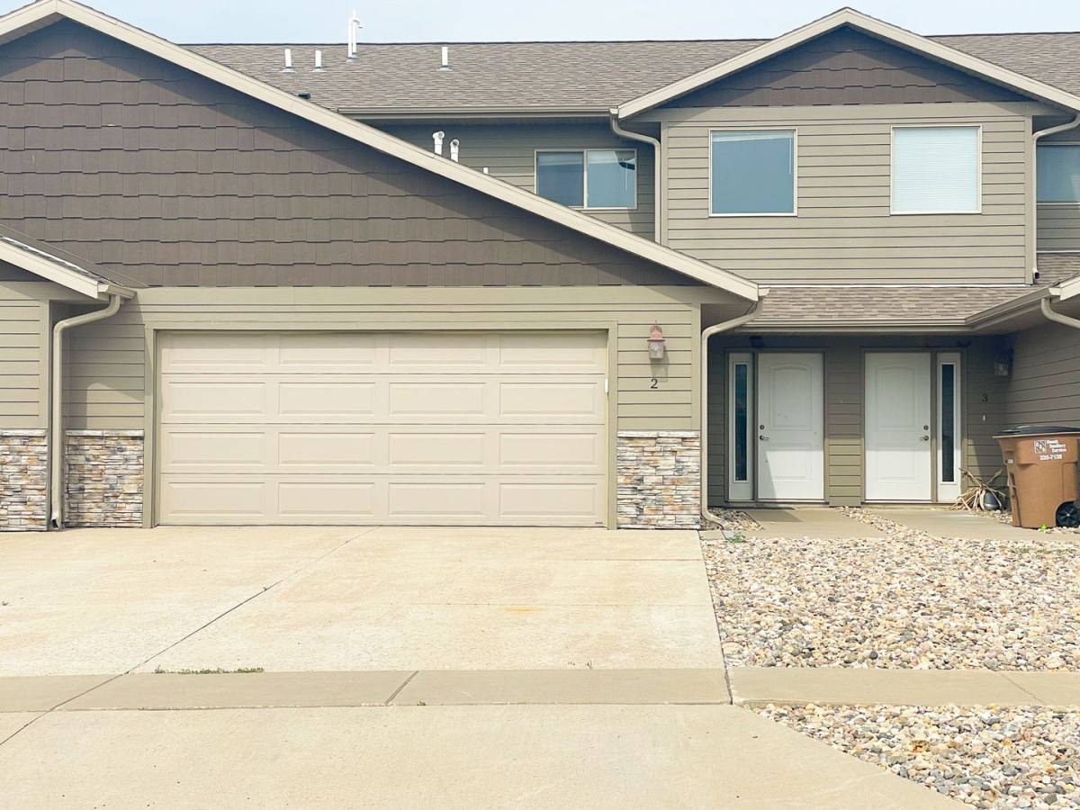 Apartment for rent at 281 Vernon Dr, Harrisburg, SD 57032