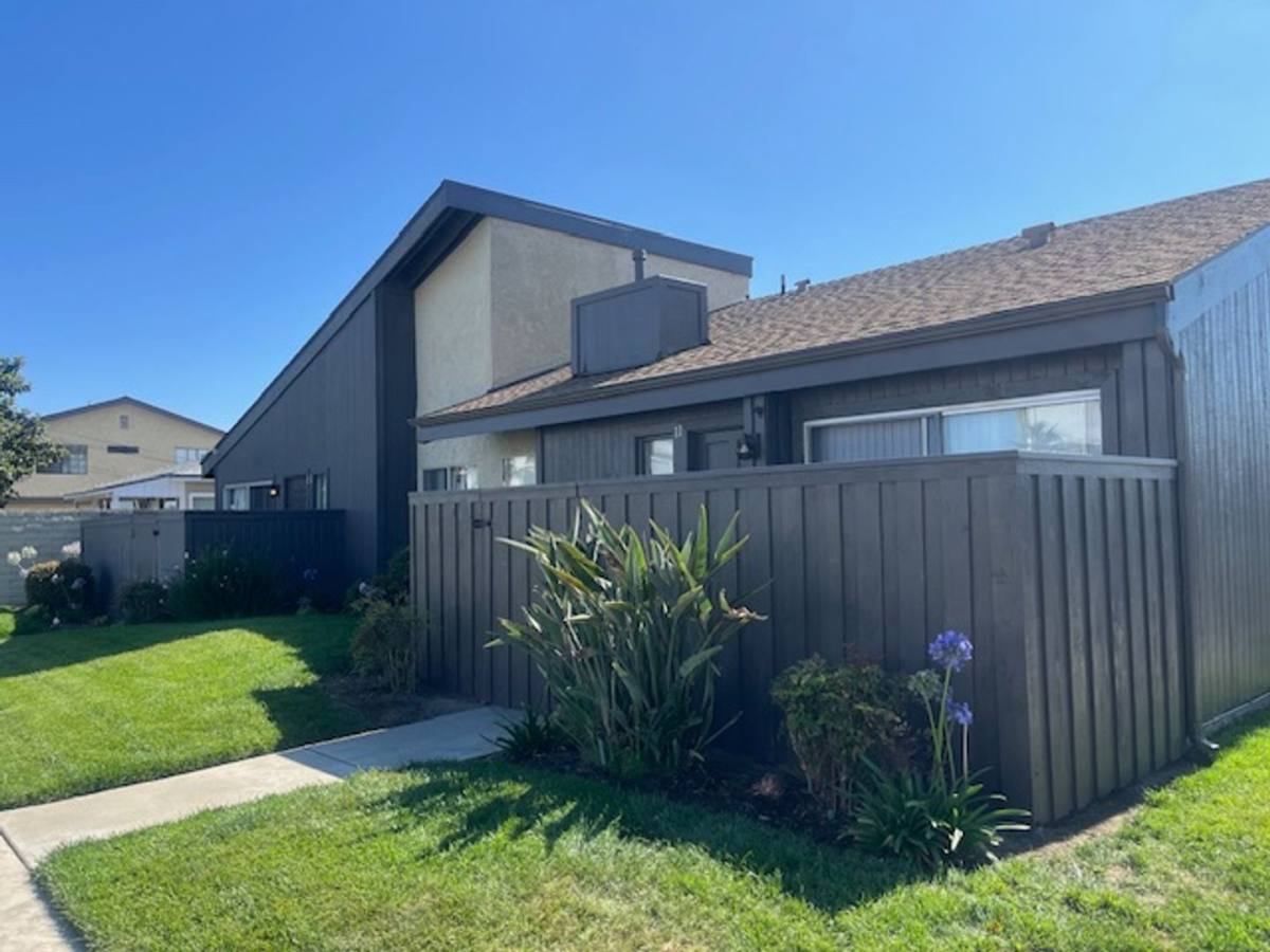 Apartment for rent at 12262 Lorna St, Garden Grove, CA 92842