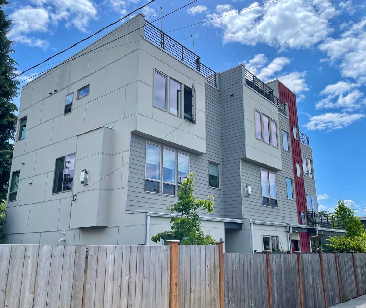 Townhouse for rent at 12004 Greenwood Ave N, Seattle, WA 98133