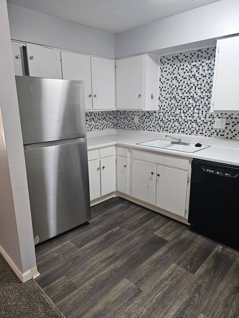 Apartment for rent at 601 Riverhill Circle, Columbia, SC 29210