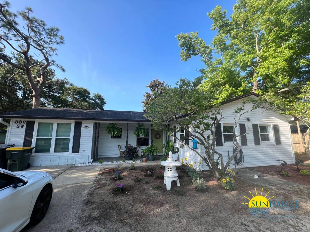 House for rent at 332 Hollywood Blvd SW, Fort Walton Beach, FL 32548