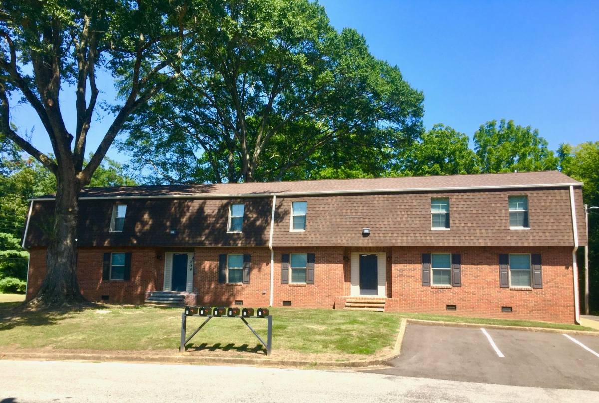 Apartment for rent at 208 Prospect Ave, Jackson, TN 38301