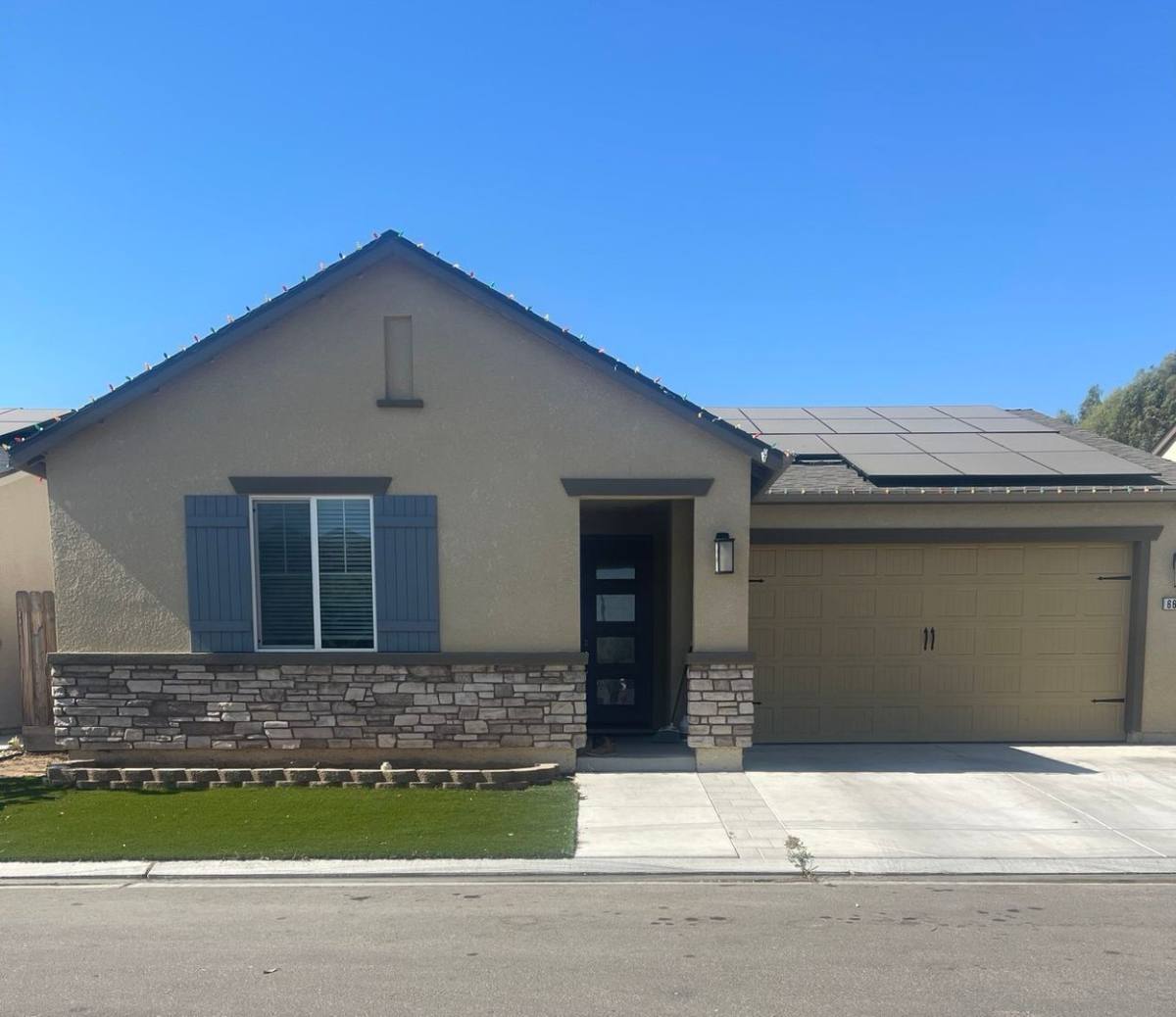House for rent at 6612 E Huffman Ave, Fresno, CA 93727