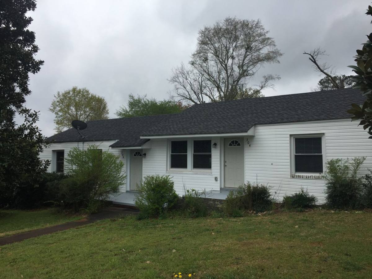 House for rent at 304 S Elm St, Pendleton, SC 29670