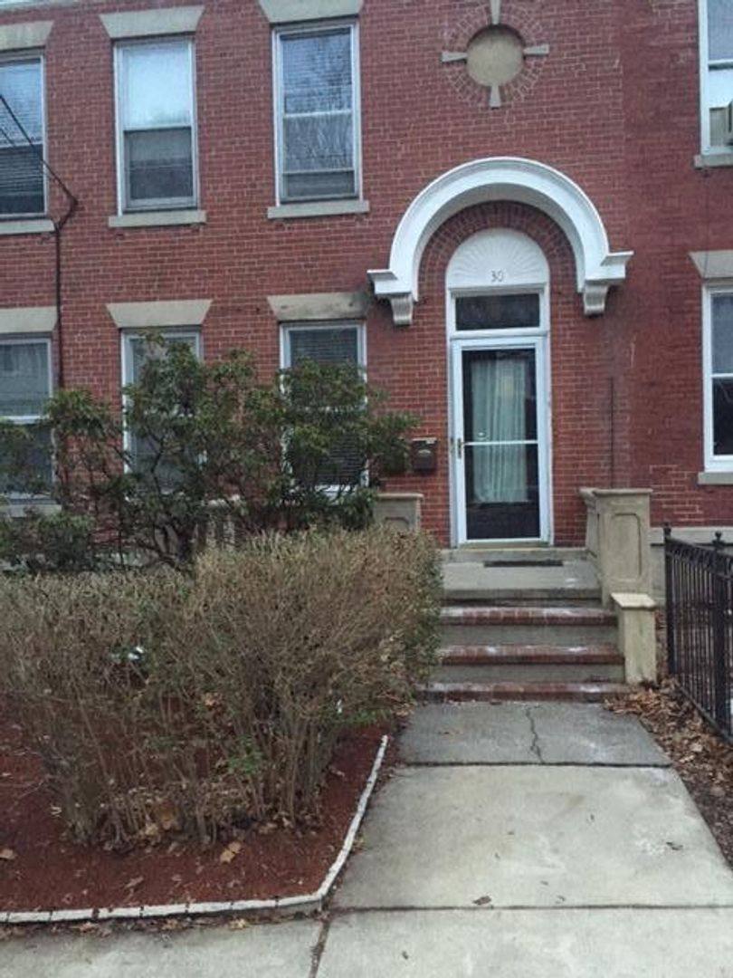 Apartment for rent at 30 Leamington Rd #1D, Brighton, MA 02135