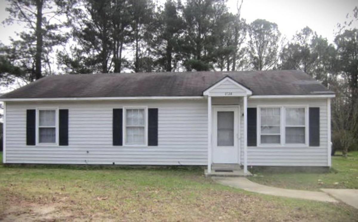 House for rent at 1814 E Trail Dr SE, Wilson, NC 27893