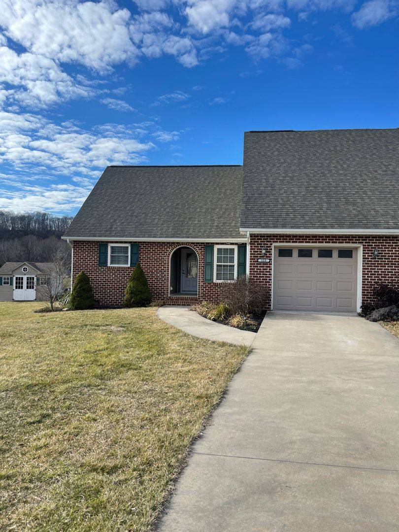 House for rent at 122 Hollen Mill Court, Bridgewater, VA 22812