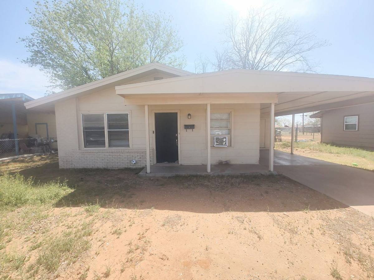 House for rent at 2914 E Bates St, Lubbock, TX 79403