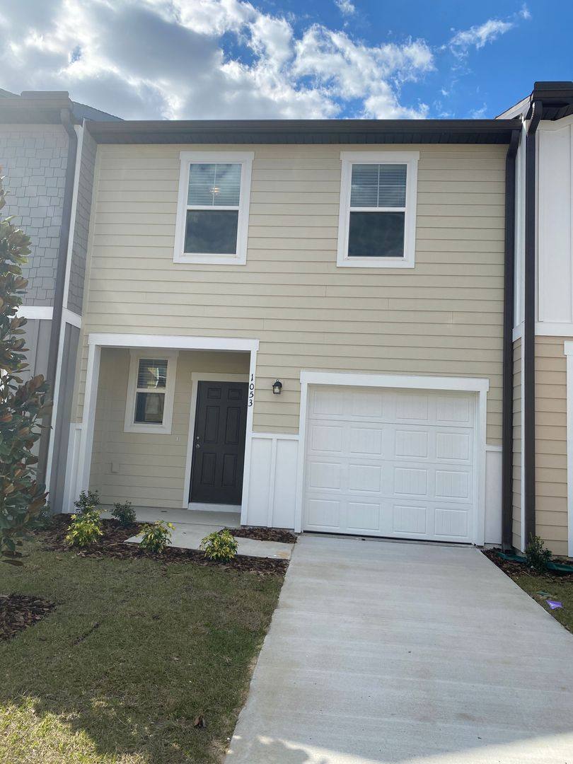 Townhouse for rent at 1053 Appleton St, Davenport, FL 33837